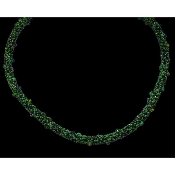 Fantasy Fairycore Green Glass Beaded Collar Necklace - Picture 2 of 6